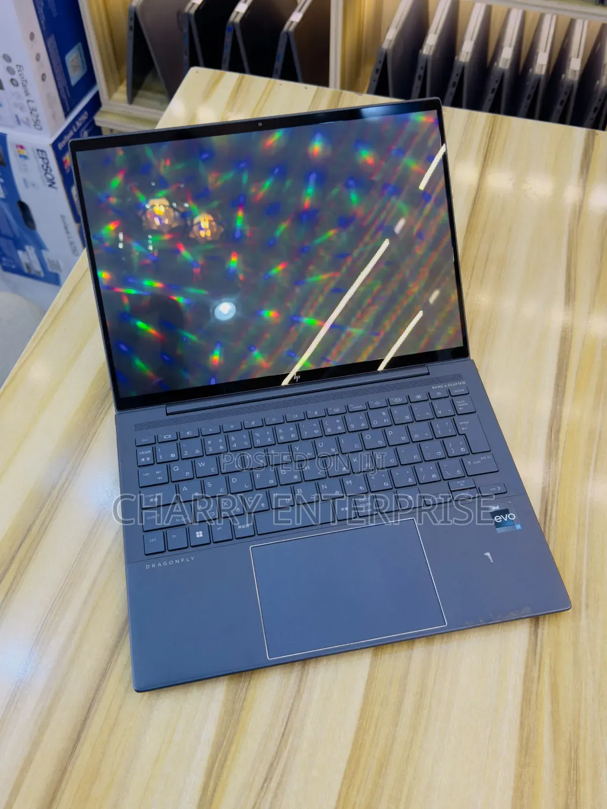 Laptop HP Dragonfly G3 16GB Intel Core i7 SSD 512GB