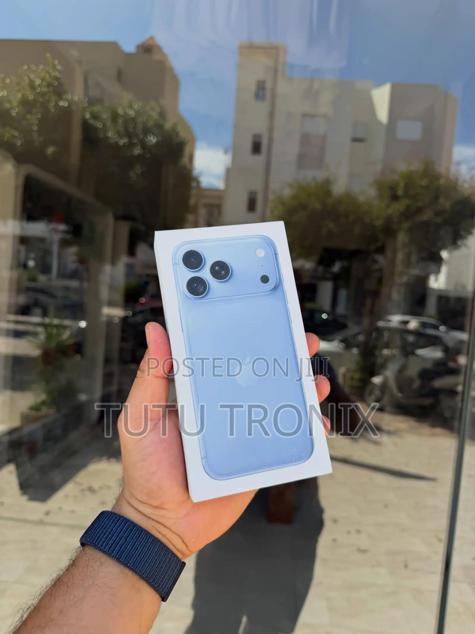 New Apple iPhone 18 Pro Max 256 GB Blue