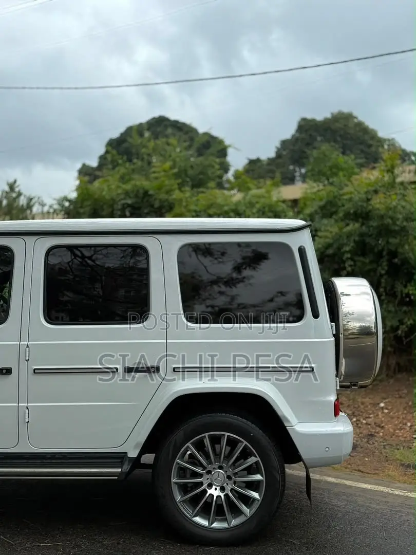 Mercedes-Benz G-Class 2021 White