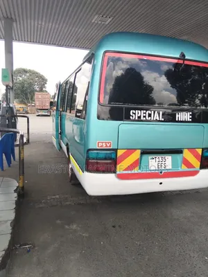 Toyota Coaster 2000