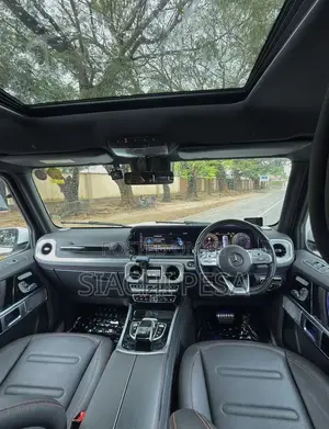 Mercedes-Benz G-Class 2021 White