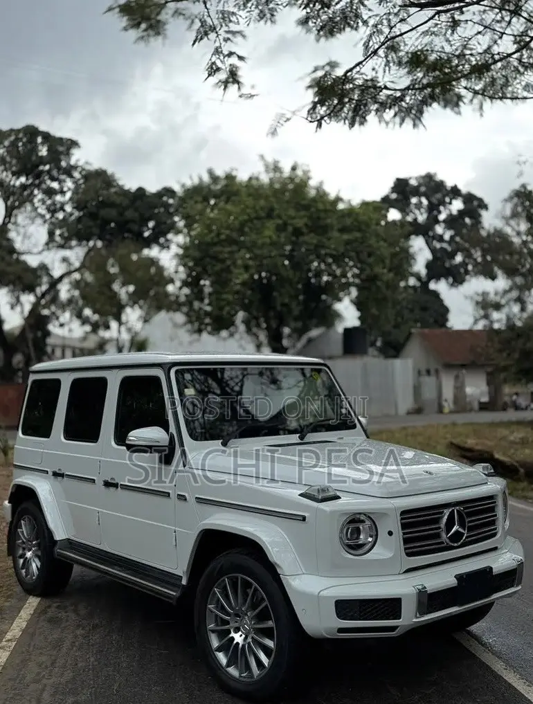 Mercedes-Benz G-Class 2021 White