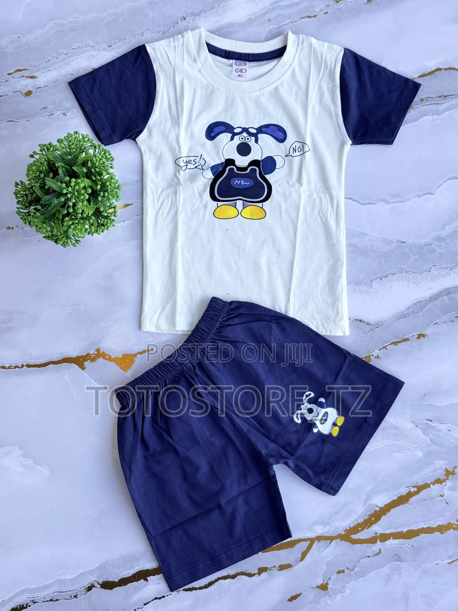 Tshirt & Pensi