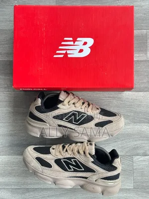 New Balance Sneakers Very Quality