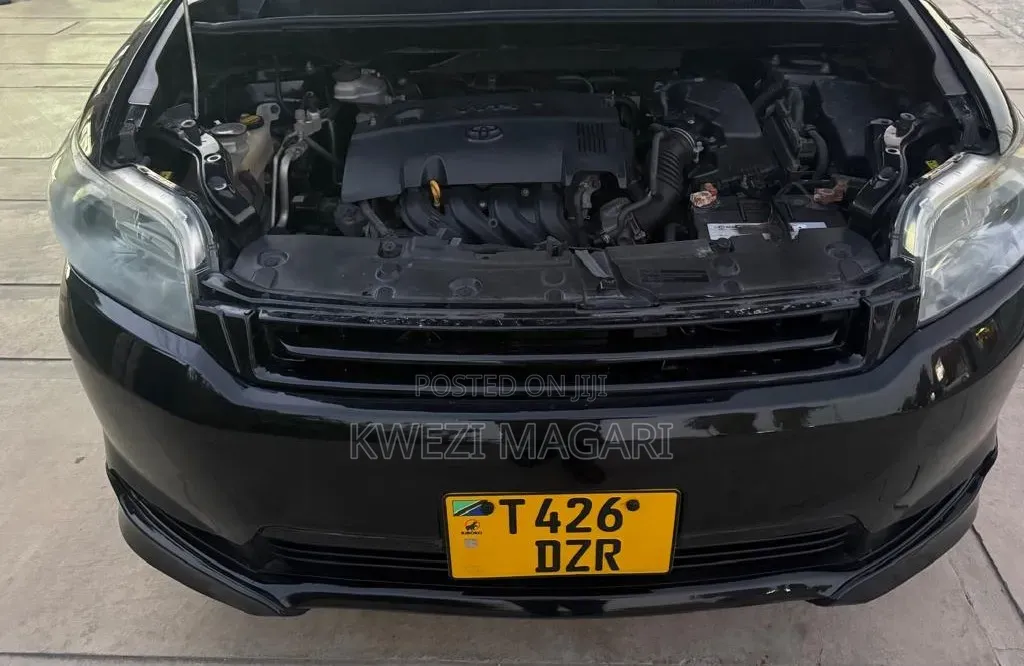 Toyota Corolla Rumion 2011 Black