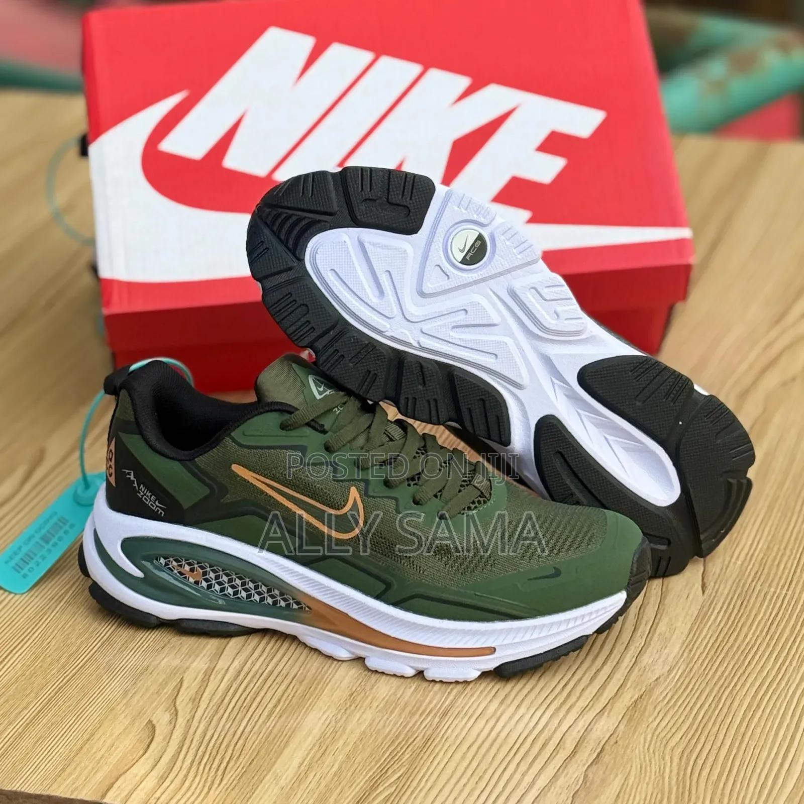 Nike Solute for This Sneakers More Color Quality Is Gire