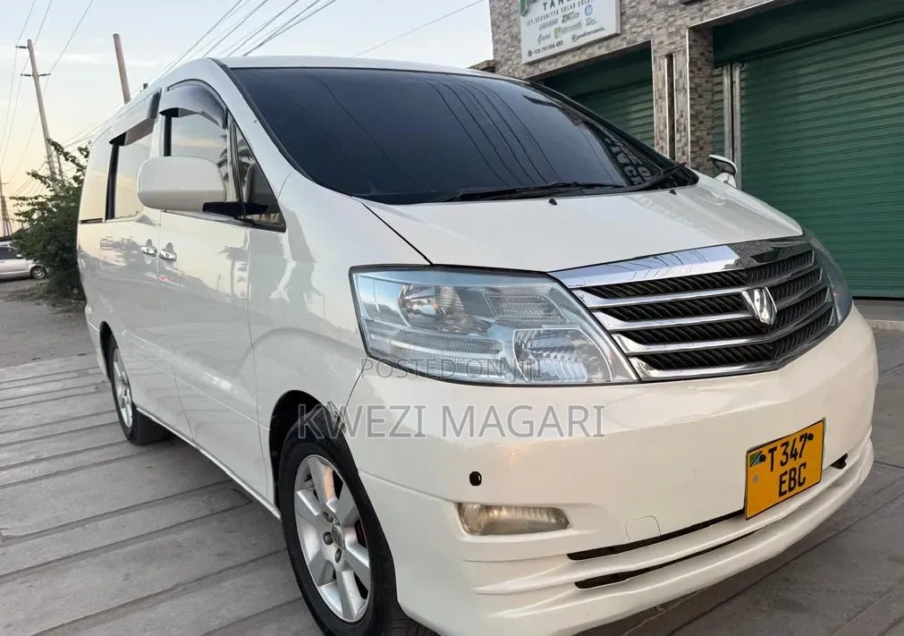 Toyota Alphard 2005 White