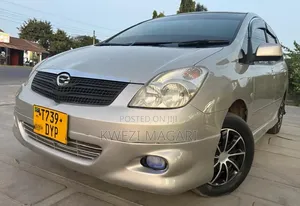 Toyota Corolla Spacio 2002 Silver