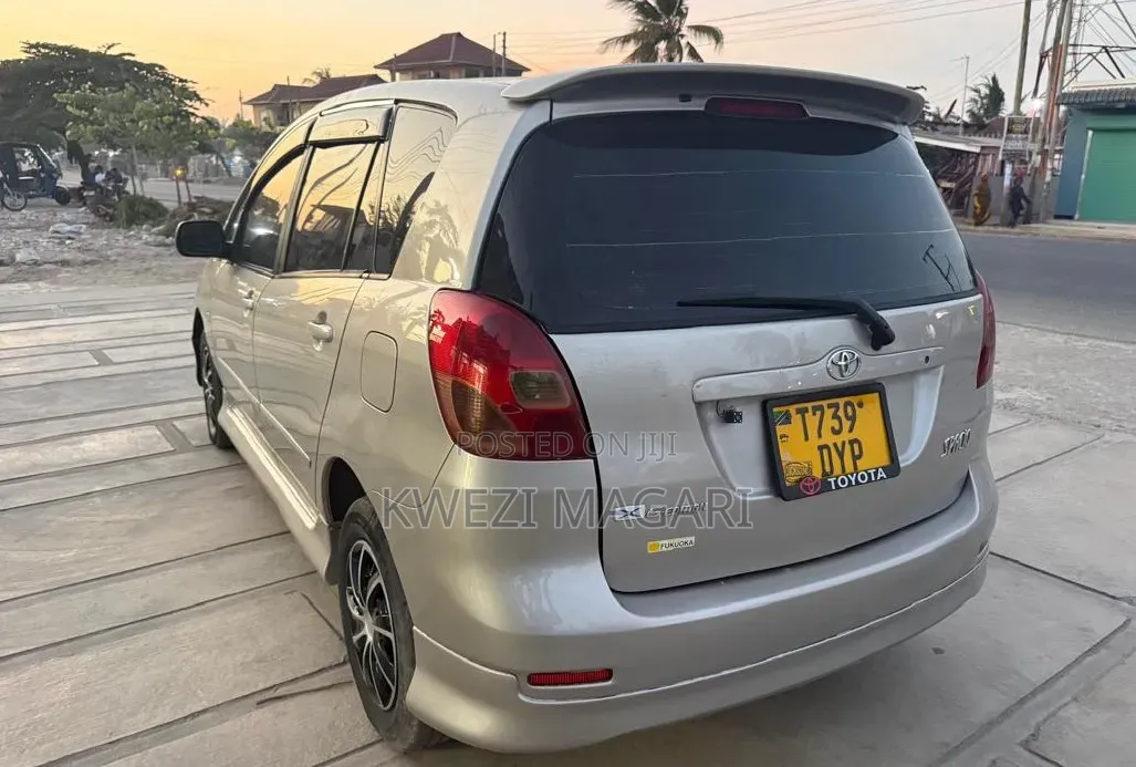 Toyota Corolla Spacio 2002 Silver