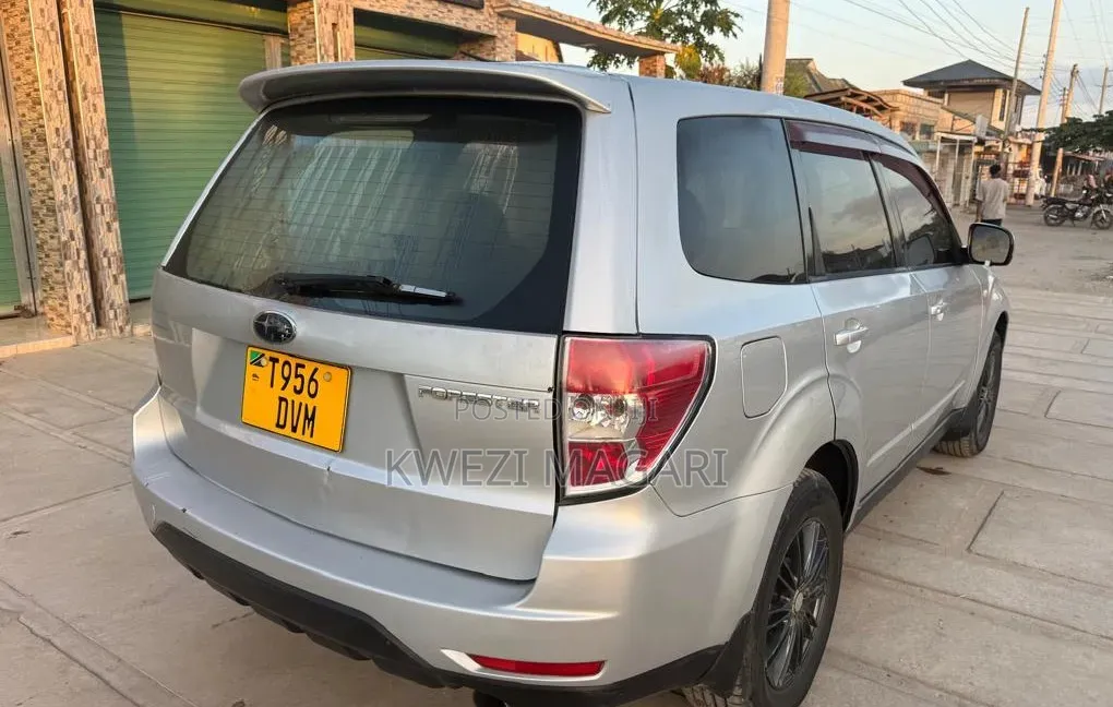 Subaru Forester 2009 Silver