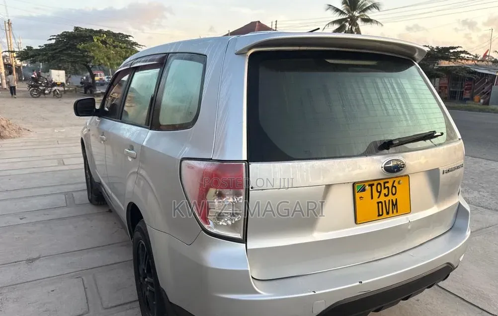 Subaru Forester 2009 Silver