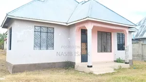 Furnished 3bdrm House in Kishiri for sale