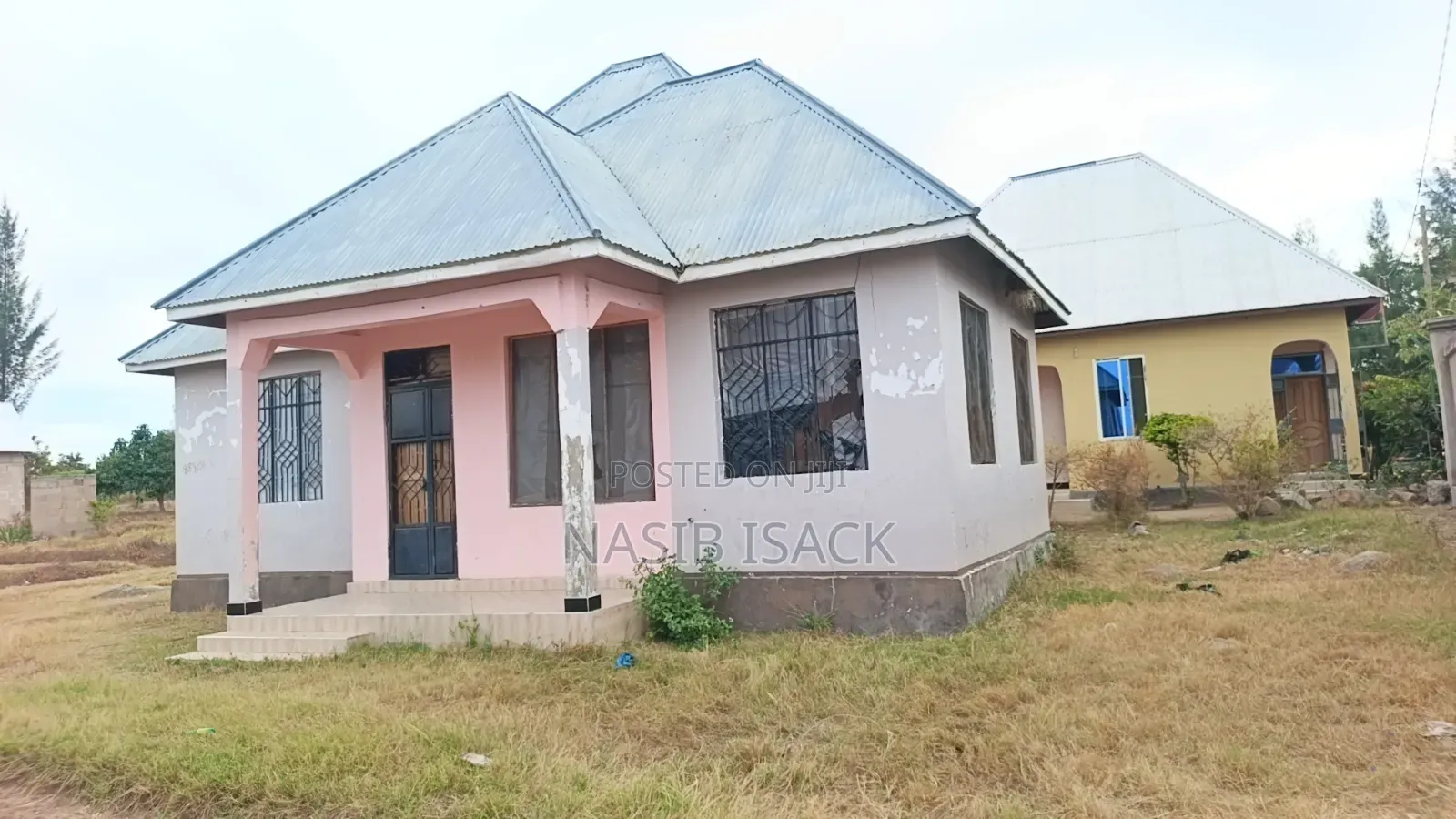 Furnished 3bdrm House in Kishiri for sale