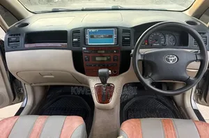 Toyota Corolla Spacio 2002 Gold