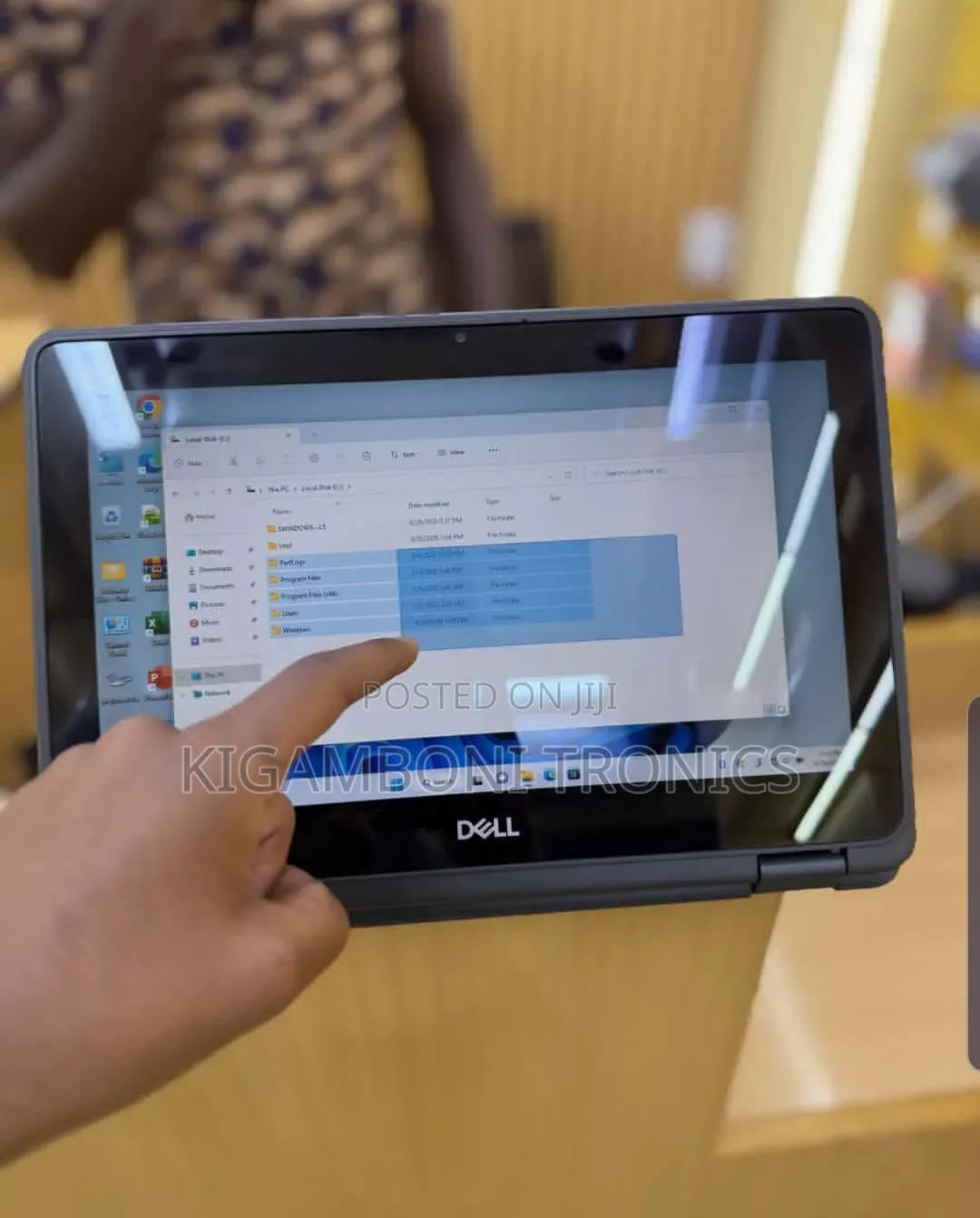 Laptop Dell Latitude 3190 2-in-1 4GB Intel Pentium SSD 128GB