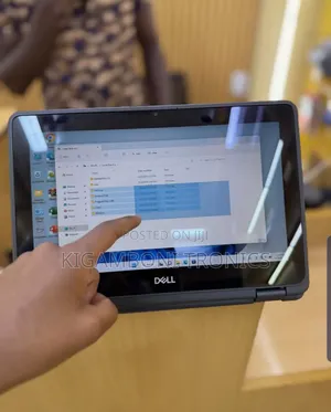 Laptop Dell Latitude 3190 2-in-1 4GB Intel Pentium SSD 128GB