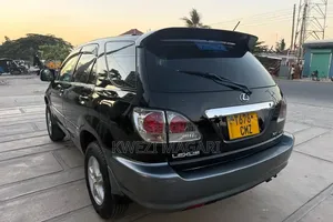Toyota Harrier 2001 Black
