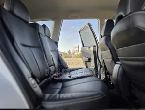 Subaru Forester 2010 Pearl