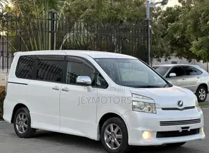 Toyota Noah 2009 White