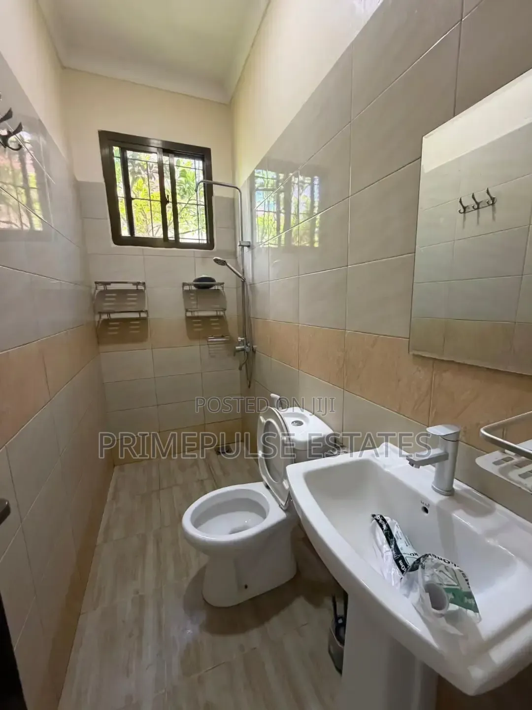 3bdrm House in Masaki for rent