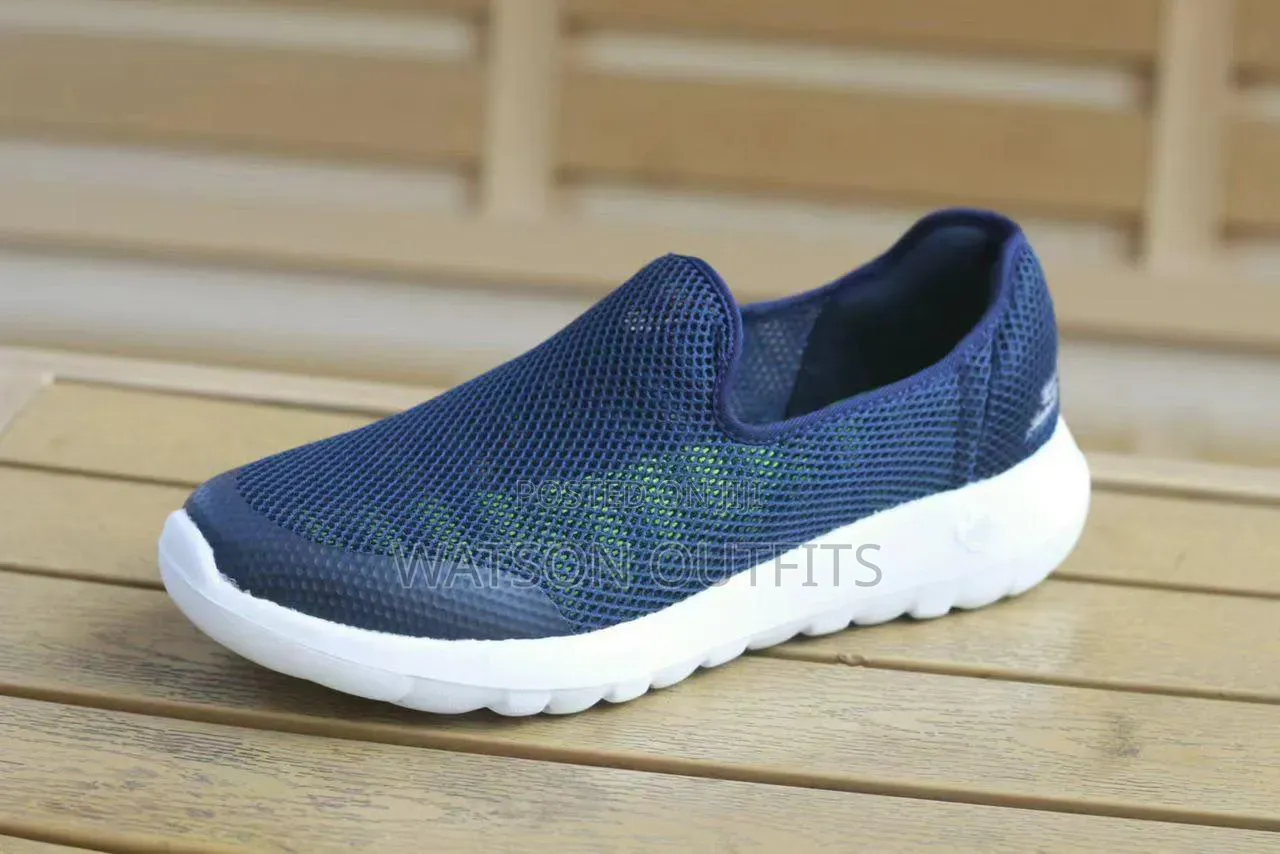 4 Colours 1 Design Sketchers Shoes