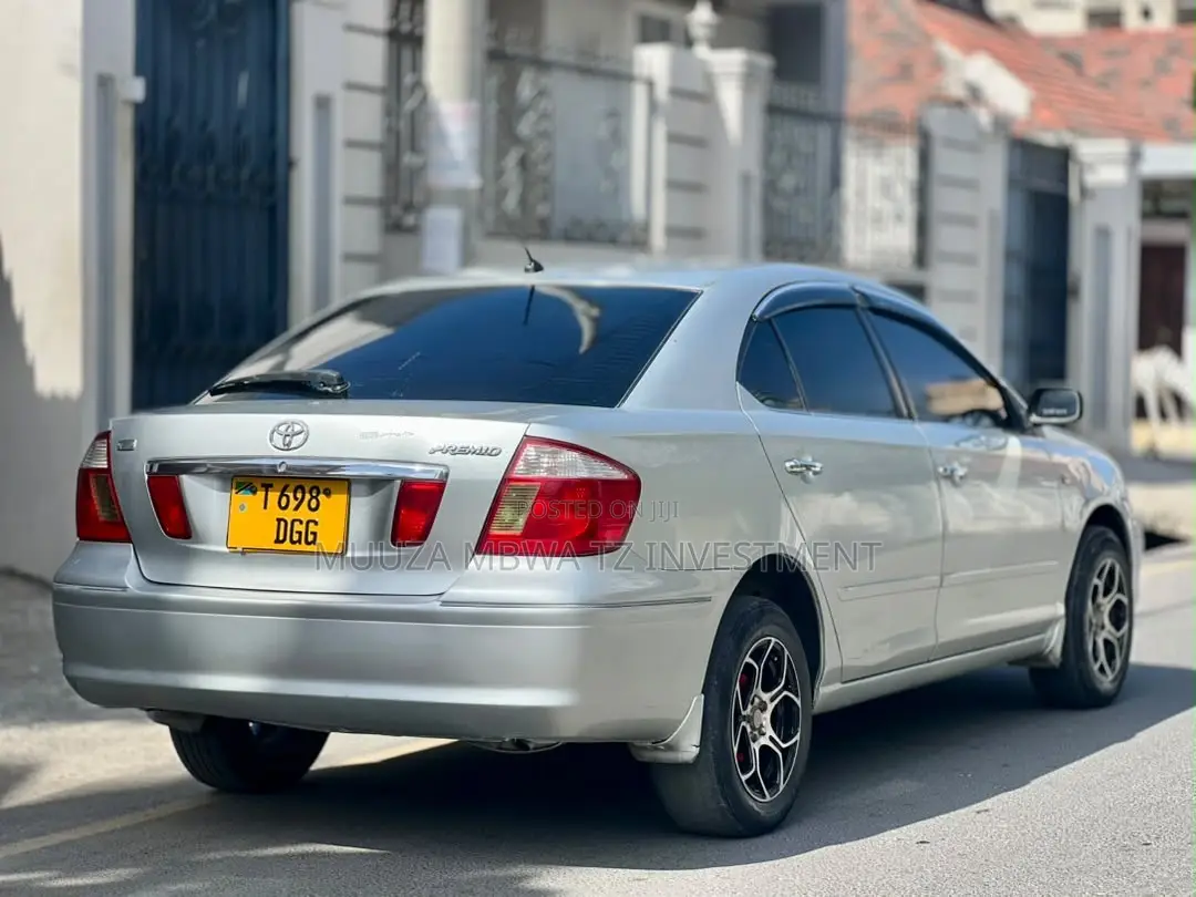Toyota Premio 2002 Silver