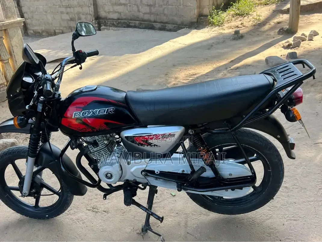 Bajaj Boxer X125 2026 Black