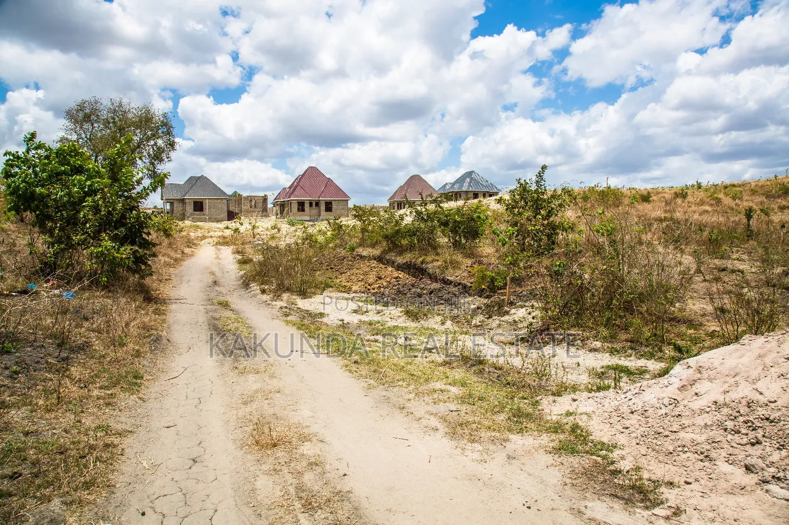 Viwanja Kiluvya Manzese LIPA KIDOGO KIDOGO