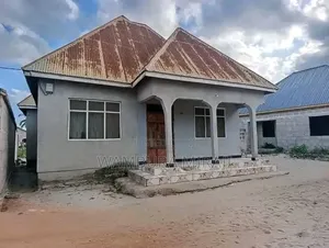 Furnished 6bdrm Block of Flats in Msongola for sale