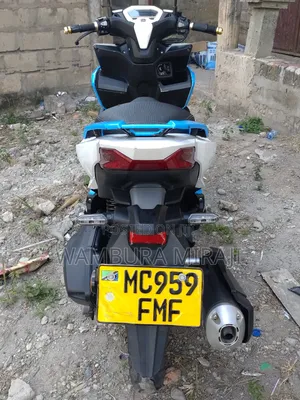 New Honda CB 2026 Brown