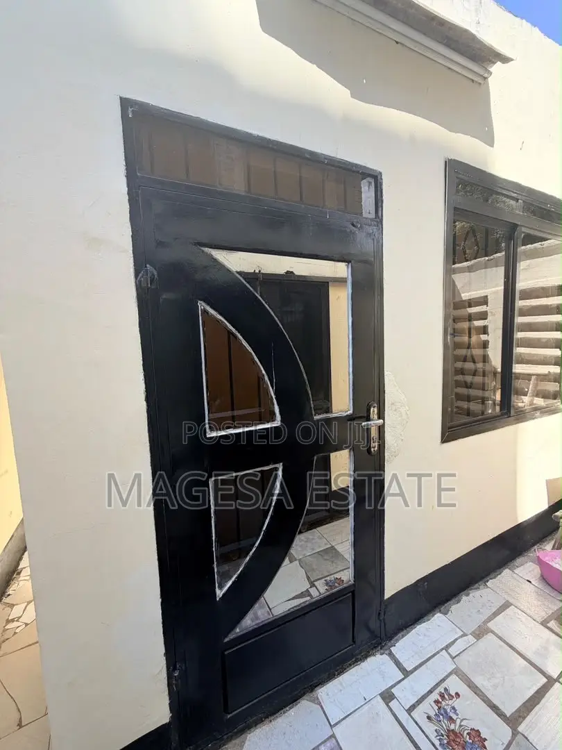 1bdrm House in Mikocheni for rent