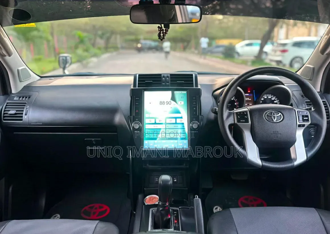Toyota Land Cruiser Prado 2015 Black