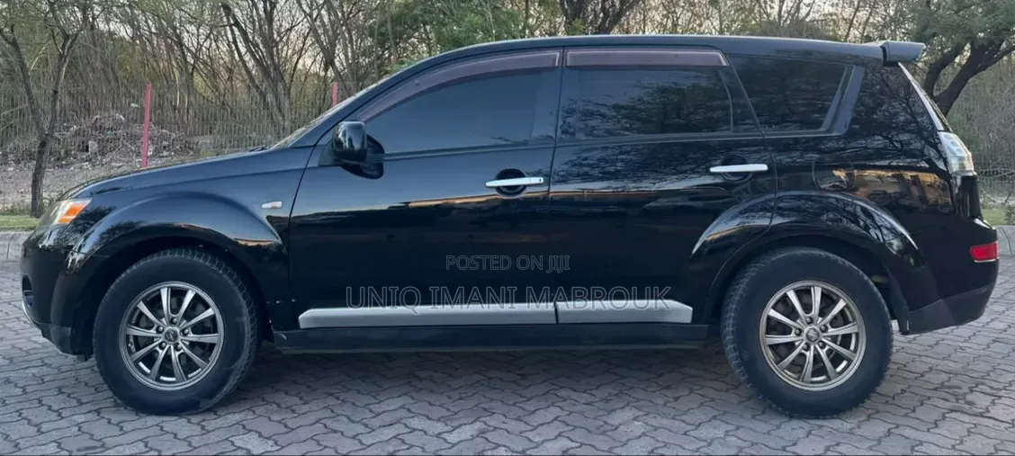 Mitsubishi Outlander 2009 Black