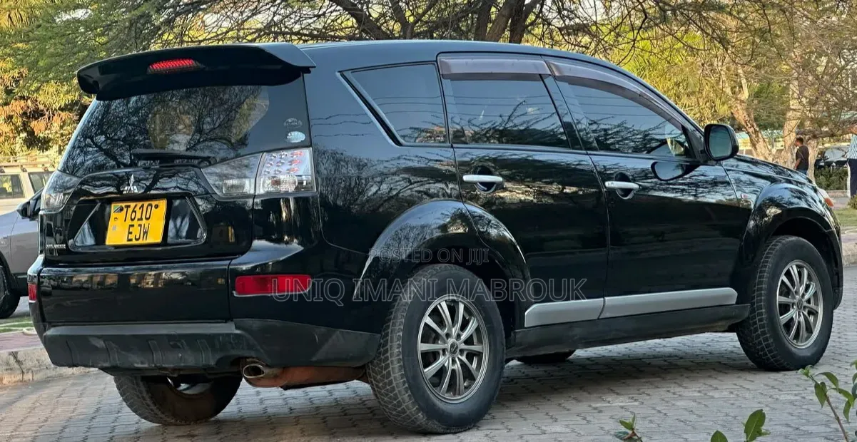 Mitsubishi Outlander 2009 Black