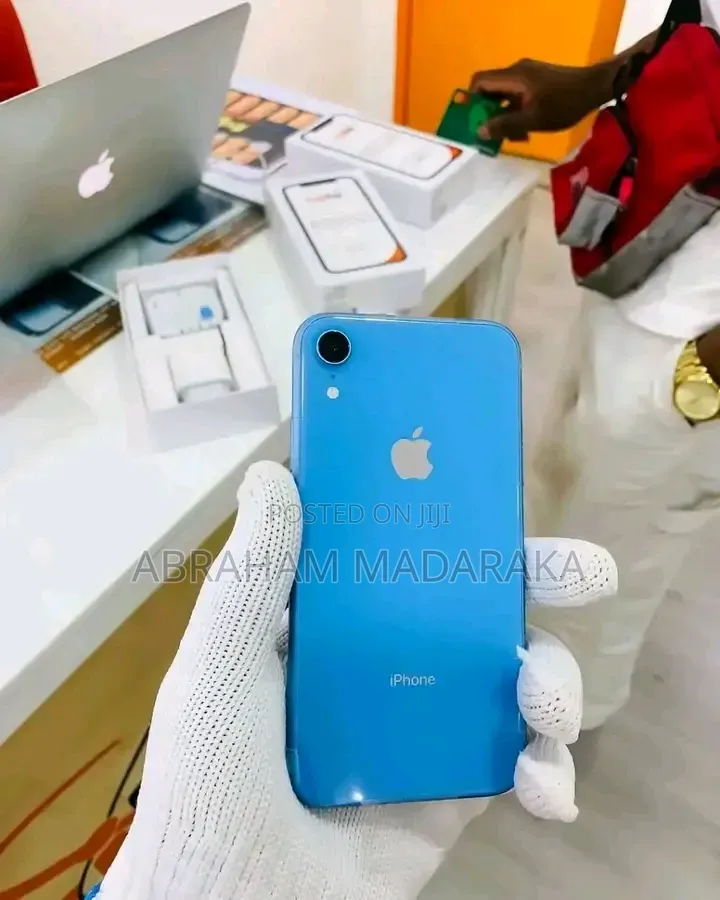 Apple iPhone XR 64 GB