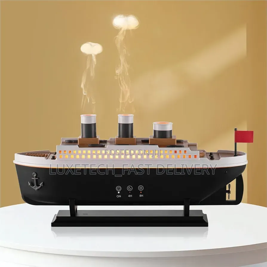 Titanic Ship Jellyfish Aroma Diffuser – Smoke Ring Humidifier