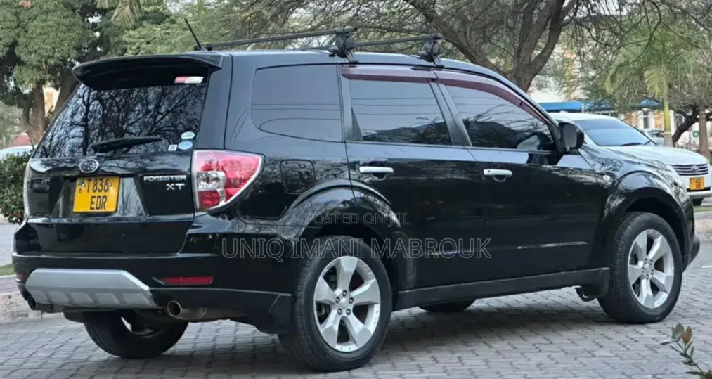 Subaru Forester 2010 Black