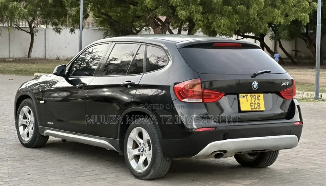 BMW X1 2011 Black