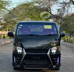 Toyota HiAce 2009 Black