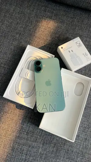New Apple iPhone 16 128 GB