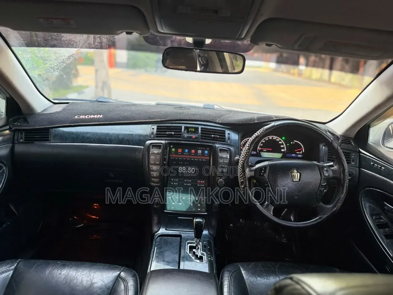 Toyota Crown Royale 2005 White