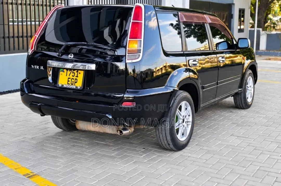 Nissan X-Trail 2005 Black