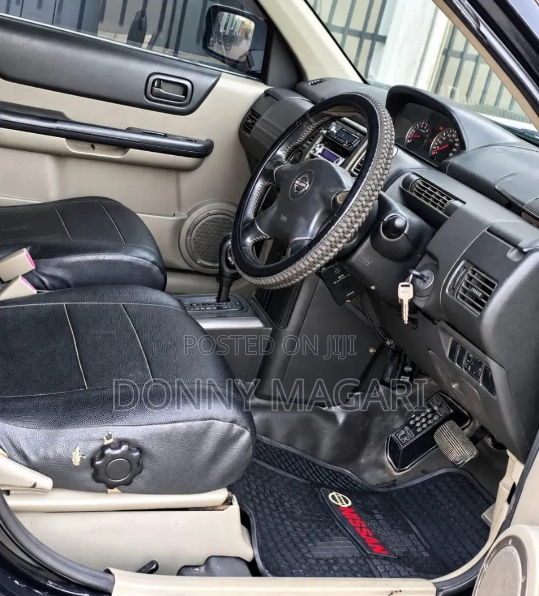 Nissan X-Trail 2005 Black