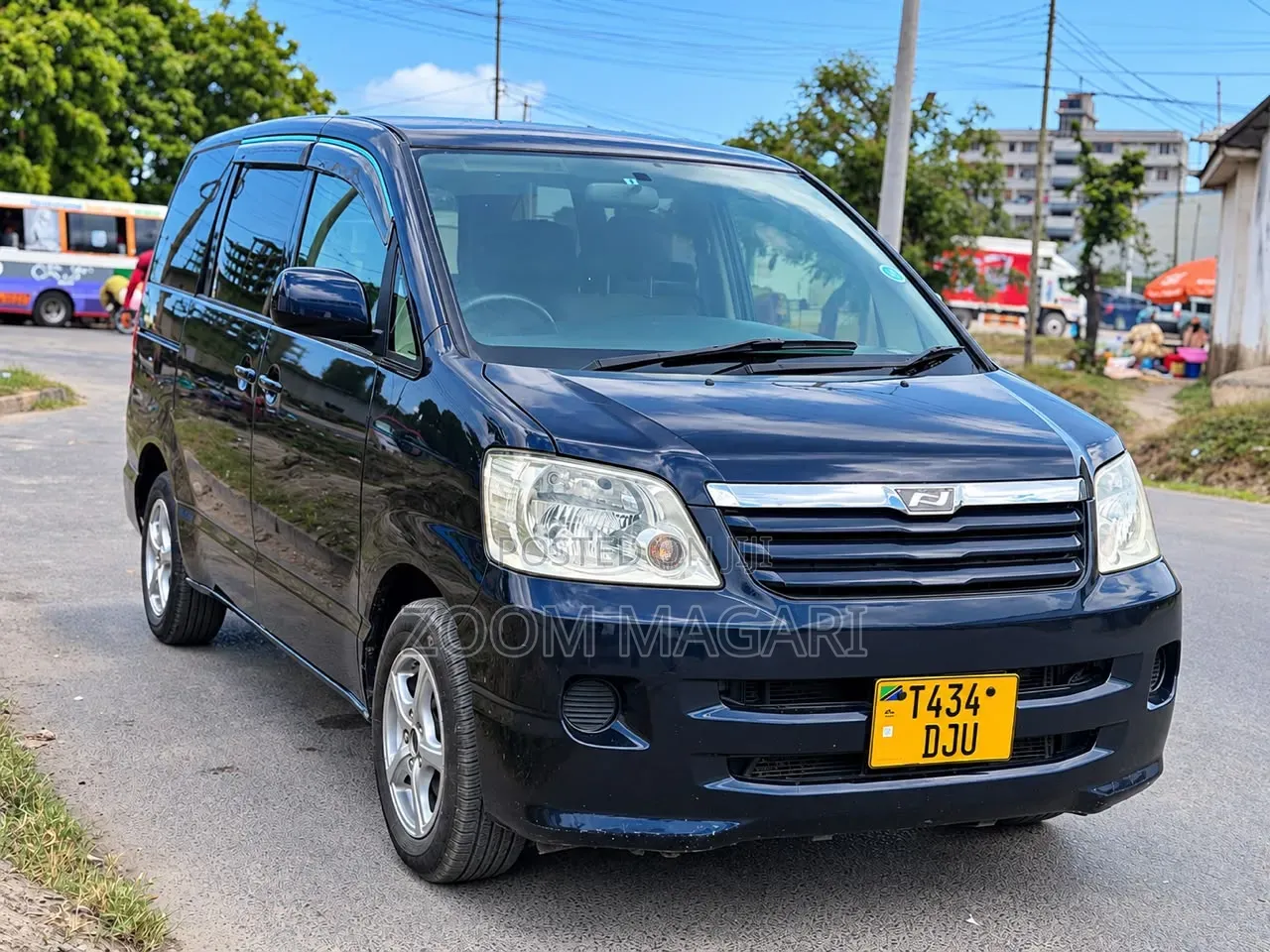 Toyota Noah 2005 Black