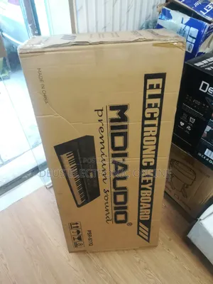 Midi Audio PSR S77q, KEYBOARD Kubwa Na Nzuri Kwa Popote Pale 450,000