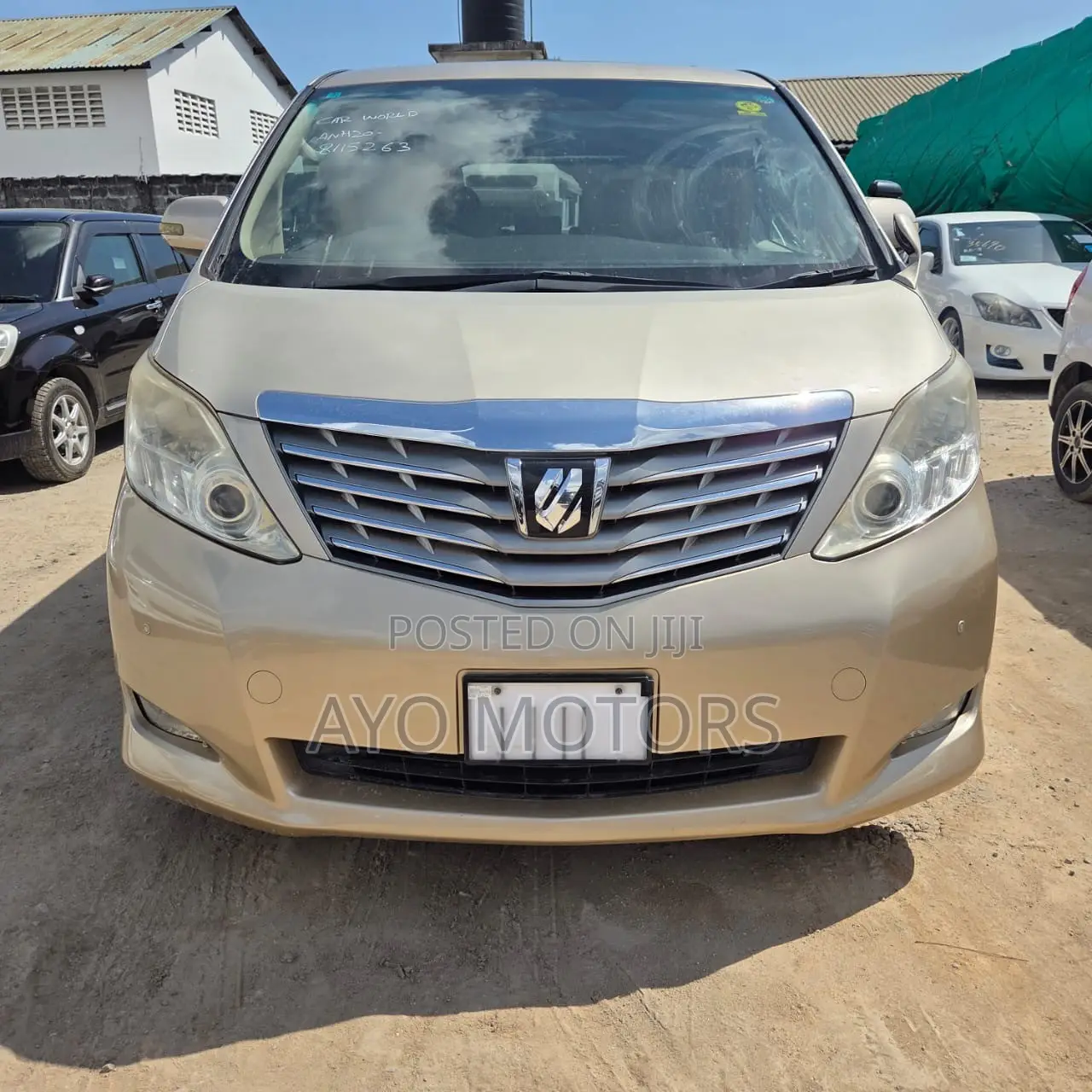 Toyota Alphard 2.4 Petrol AWD 2010 Gold