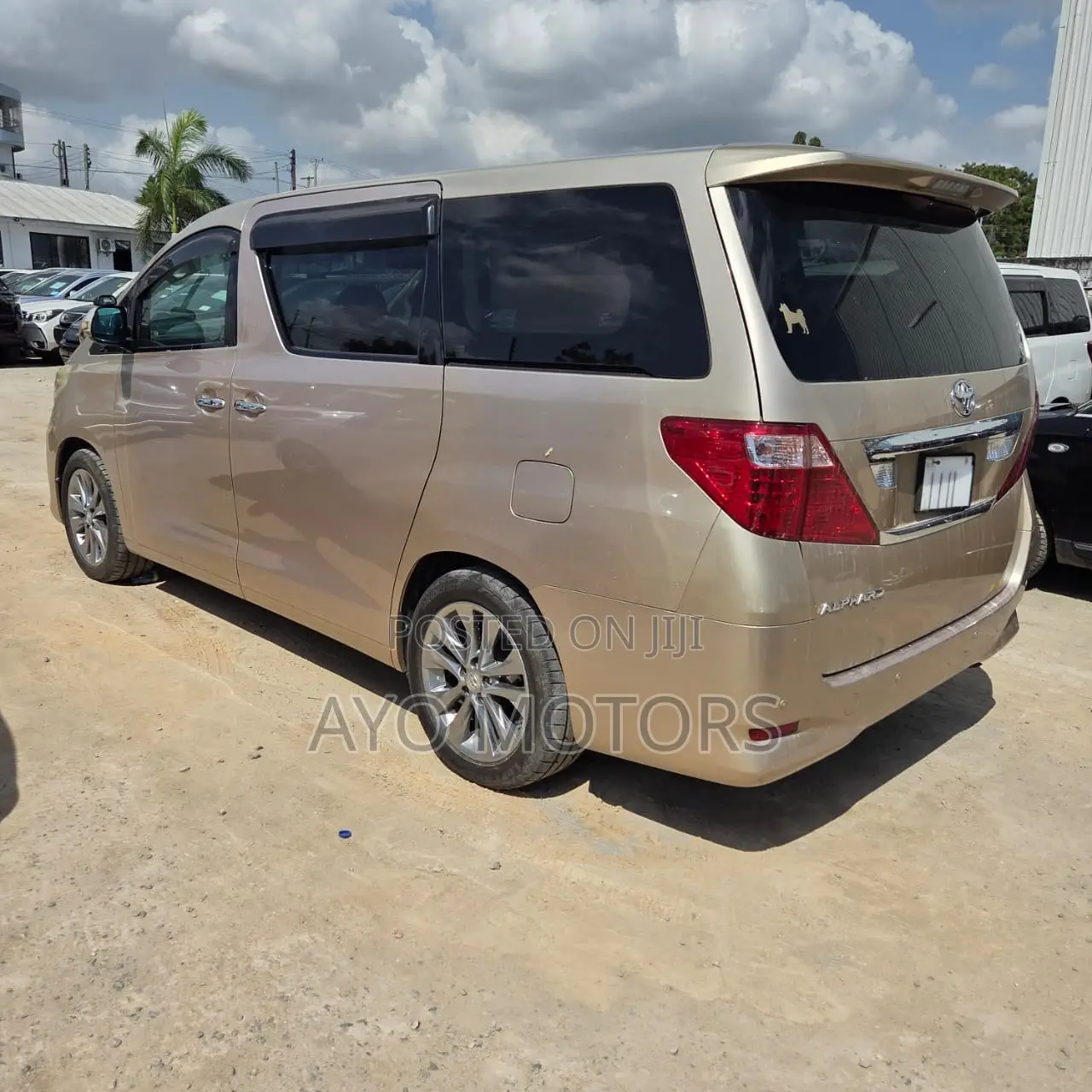 Toyota Alphard 2.4 Petrol AWD 2010 Gold