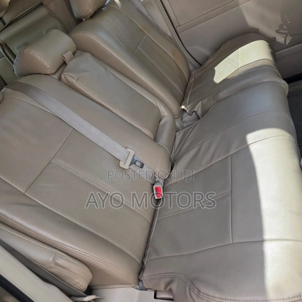 Toyota Alphard 2.4 Petrol AWD 2010 Gold