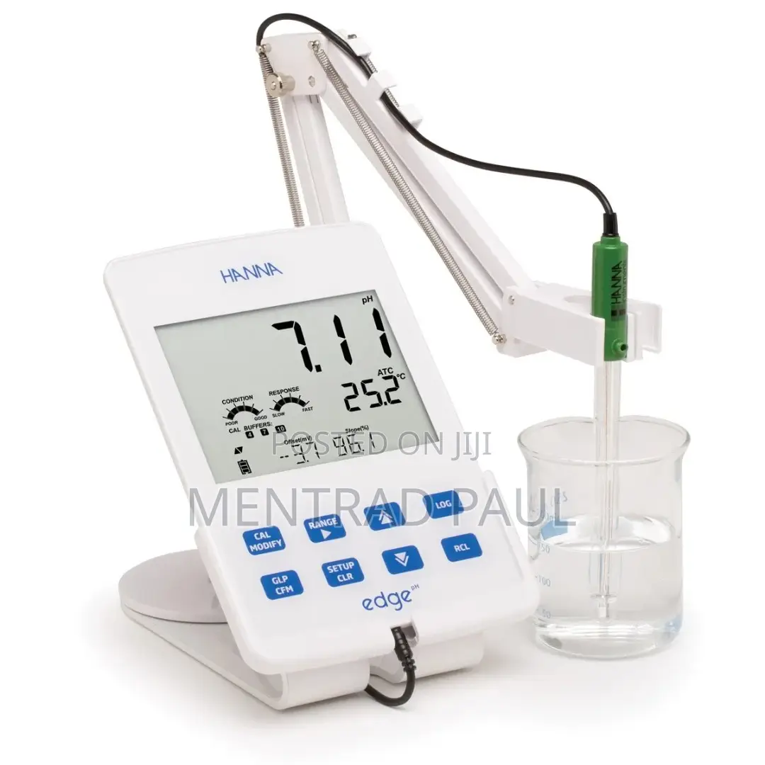 Benchtop pH Meter (HANNA Edge pH HI2002 Benchtop)
