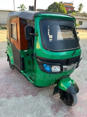 TVS King Deluxe Plus iTouch Start 2025 Green